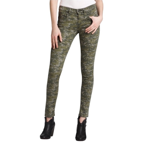 Rag & Bone Digital Camo Skinny Jeans Size 27 Green - Picture 1 of 9